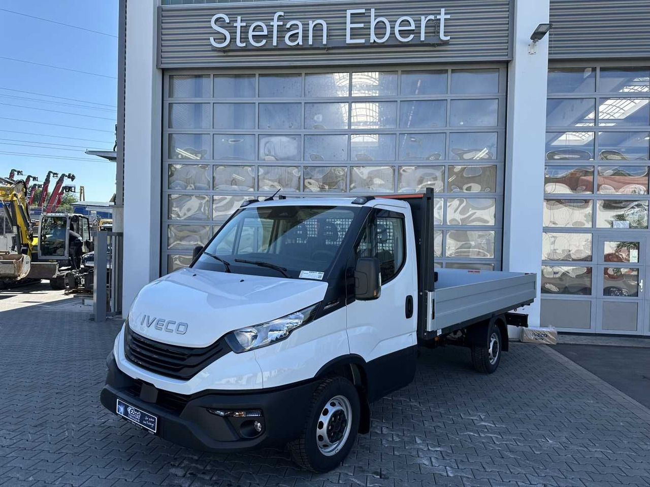 Iveco Daily 35S16 A8 *R3.750mm*AHK*Automatik* - Furgoneta caja abierta: foto 1 Iveco Daily 35S16 A8 *R3.750mm*AHK*Automatik* - Furgoneta caja abierta: foto 1