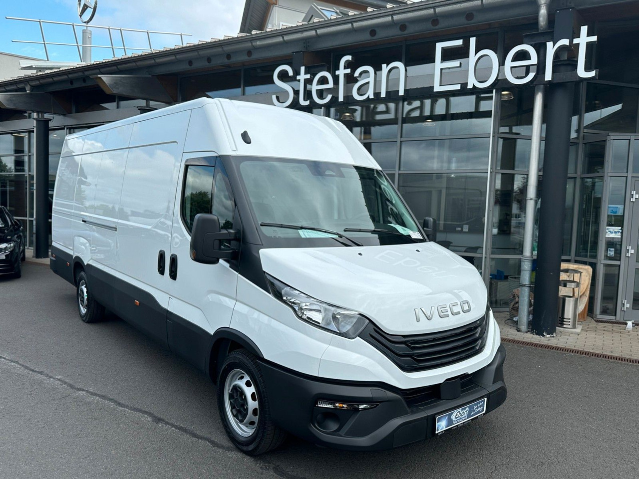 Iveco Daily 35S16 HA8 3.0L *R4.100mm*Automatik*Kamera* - Furgón: foto 1 Iveco Daily 35S16 HA8 3.0L *R4.100mm*Automatik*Kamera* - Furgón: foto 1