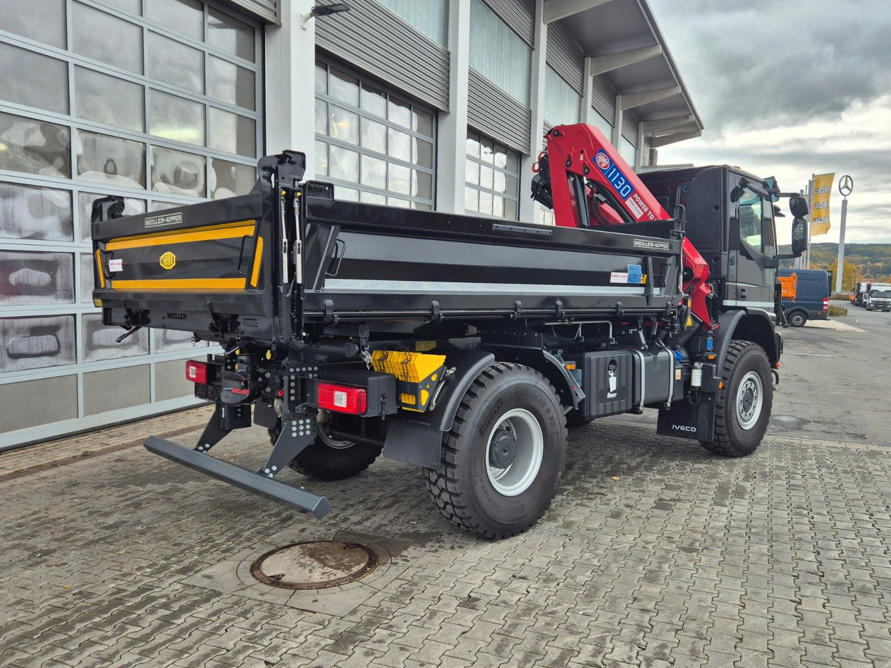 Camión volquete, Camión grúa Iveco Eurocargo ML150E32WS 4x4 Kran HMF 1130K Funk AHK: foto 17