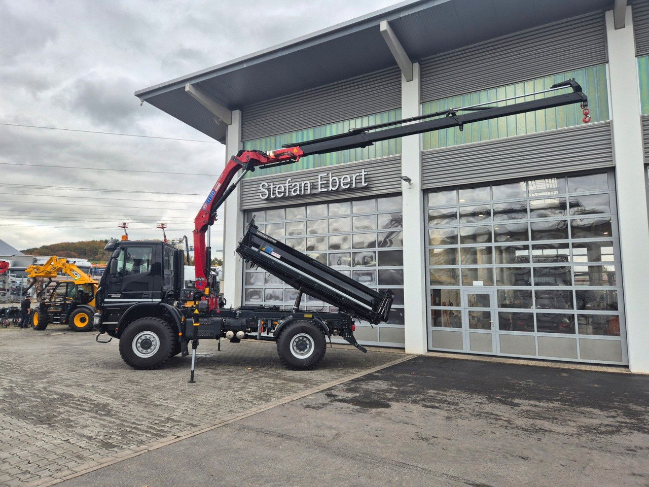 Camión volquete, Camión grúa Iveco Eurocargo ML150E32WS 4x4 Kran HMF 1130K Funk AHK: foto 11