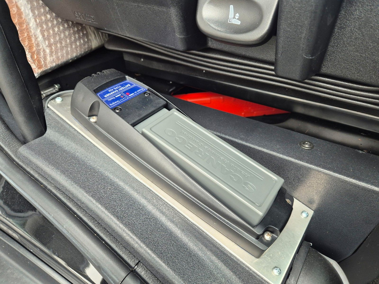 Camión volquete, Camión grúa Iveco Eurocargo ML150E32WS 4x4 Kran HMF 1130K Funk AHK: foto 22