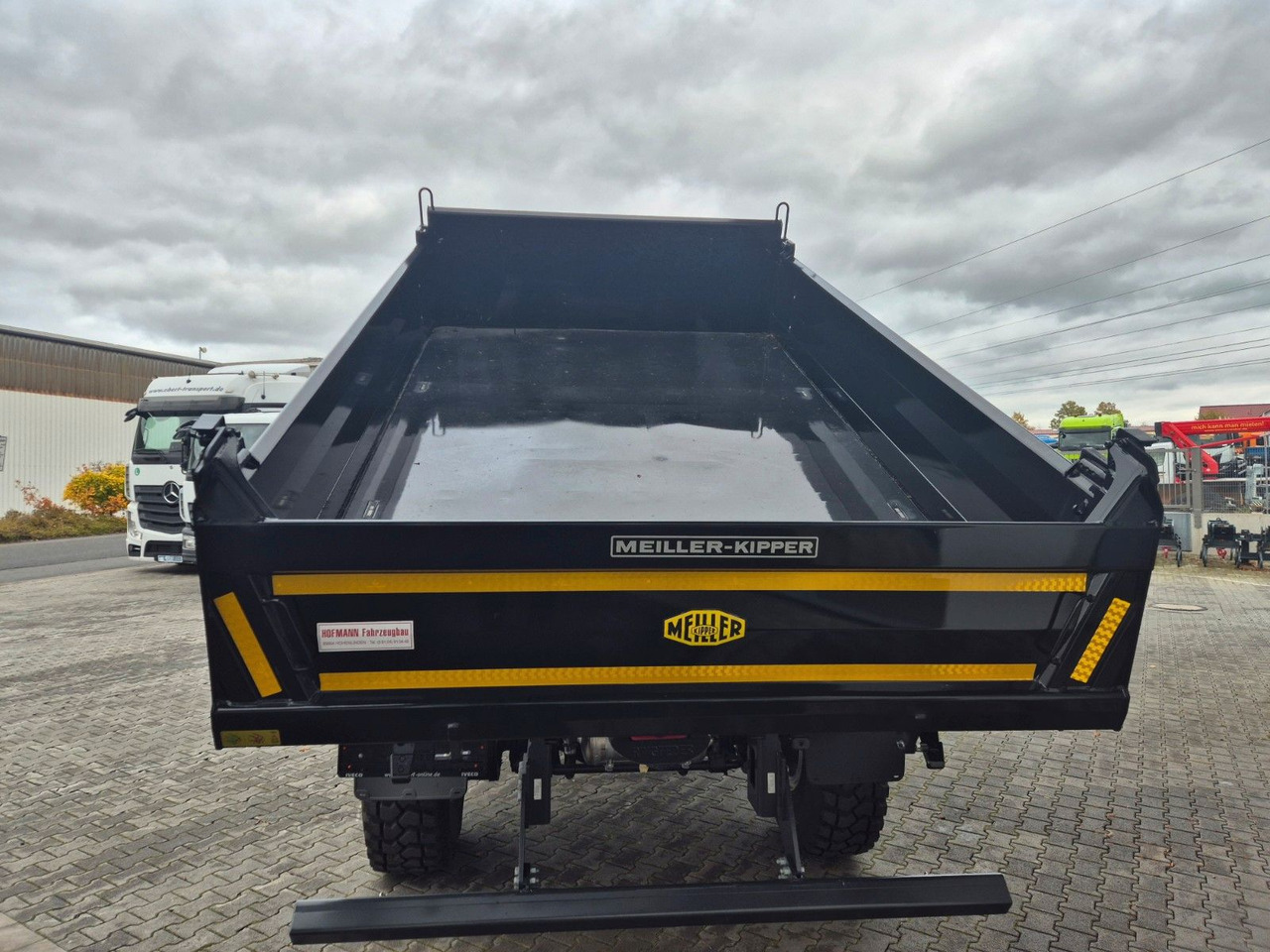 Camión volquete, Camión grúa Iveco Eurocargo ML150E32WS 4x4 Kran HMF 1130K Funk AHK: foto 13