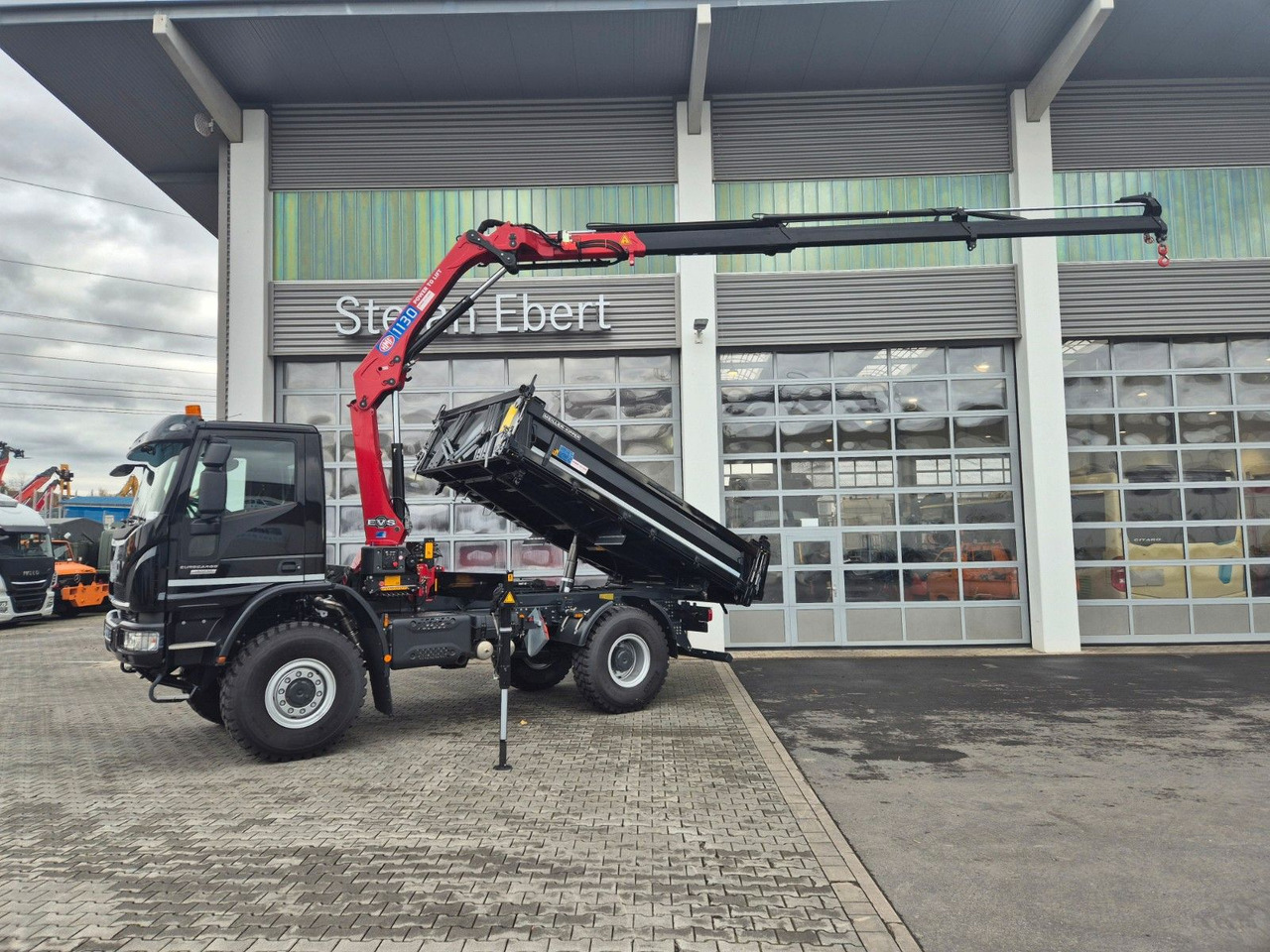 Camión volquete, Camión grúa Iveco Eurocargo ML150E32WS 4x4 Kran HMF 1130K Funk AHK: foto 7