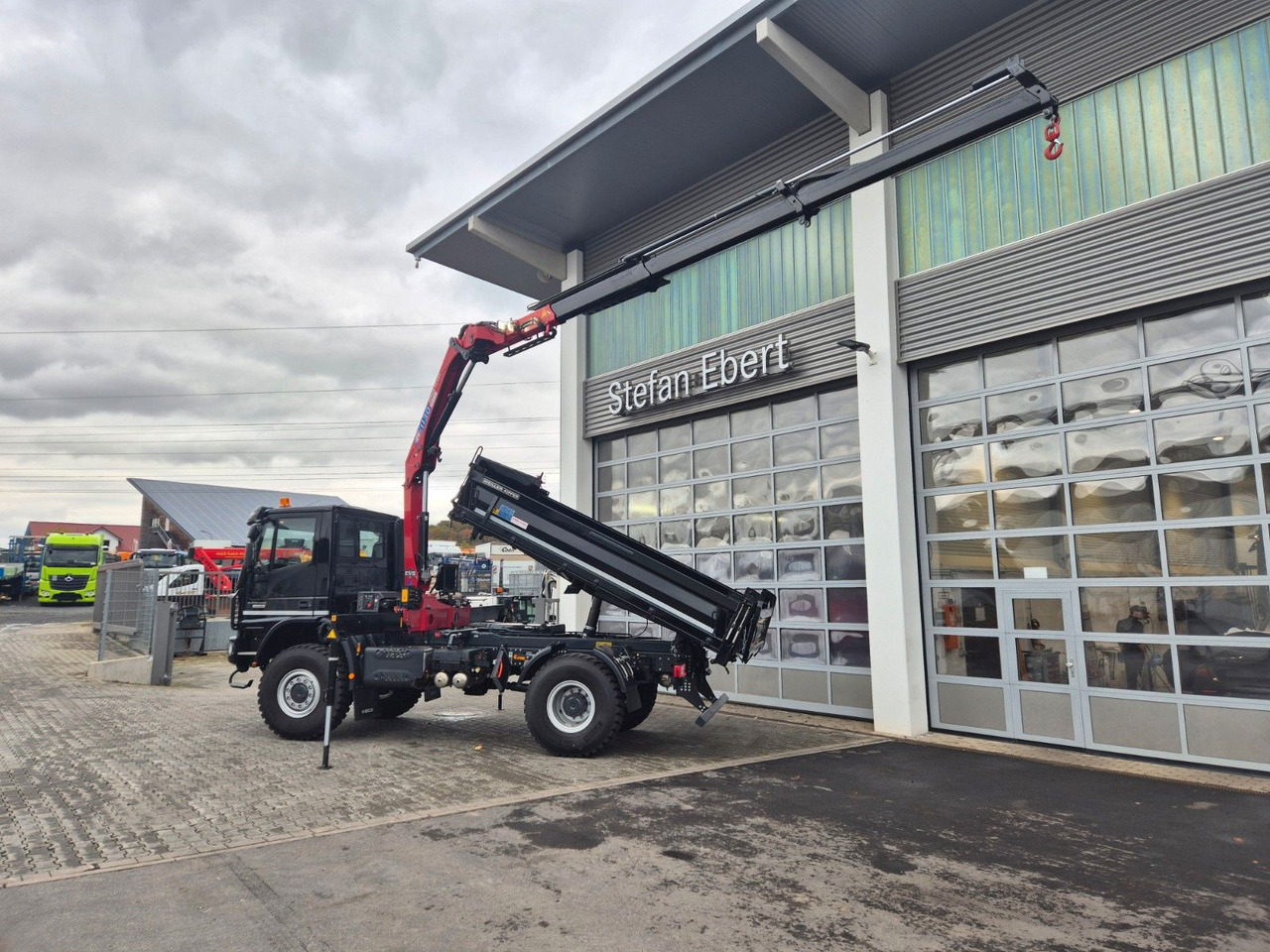 Camión volquete, Camión grúa Iveco Eurocargo ML150E32WS 4x4 Kran HMF 1130K Funk AHK: foto 34