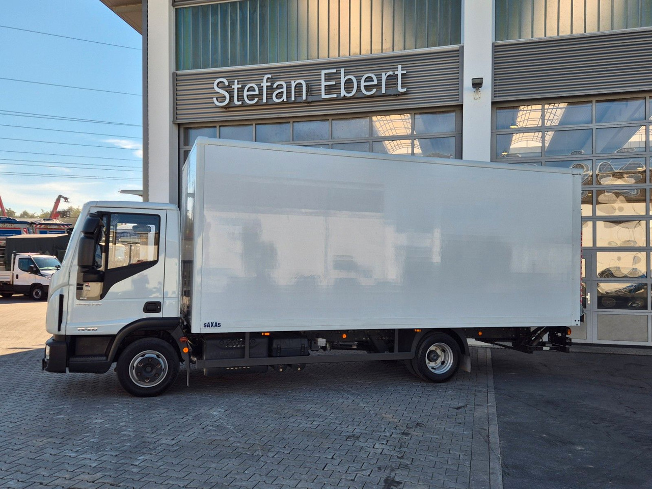 Iveco Eurocargo ML75E21/P LBW 3 Sitze Klima ACC 4 St. - Furgoneta caja cerrada: foto 3 Iveco Eurocargo ML75E21/P LBW 3 Sitze Klima ACC 4 St. - Furgoneta caja cerrada: foto 3