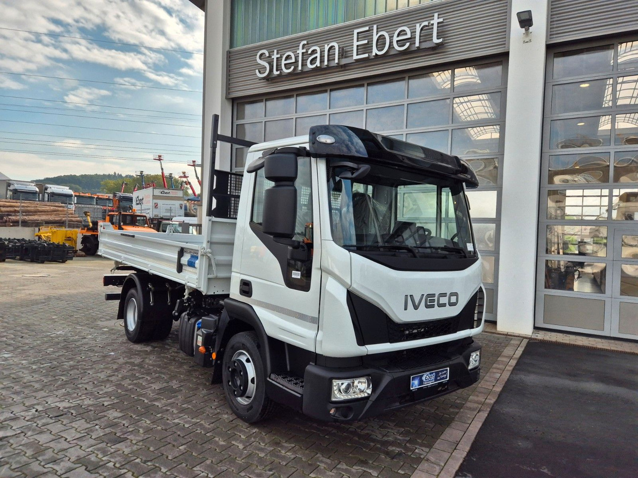 Iveco Eurocargo ML80E21 Meiller 2x AHK 3 Sitze Klima - Camión volquete: foto 3 Iveco Eurocargo ML80E21 Meiller 2x AHK 3 Sitze Klima - Camión volquete: foto 3
