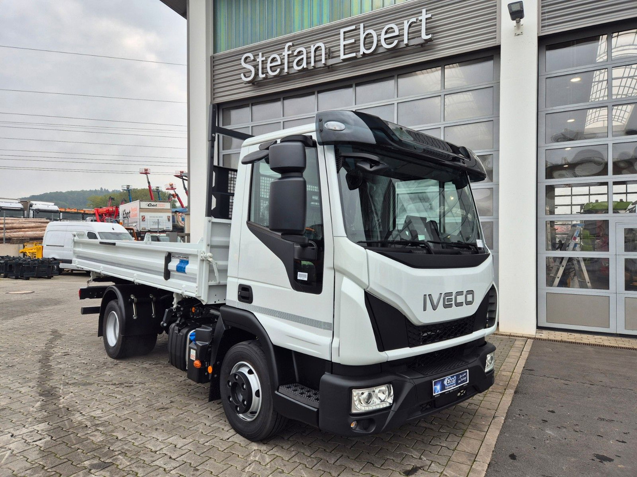 Iveco Eurocargo ML80E21 Meiller Kipper 2x AHK 3 Sitze - Furgoneta basculante: foto 3 Iveco Eurocargo ML80E21 Meiller Kipper 2x AHK 3 Sitze - Furgoneta basculante: foto 3