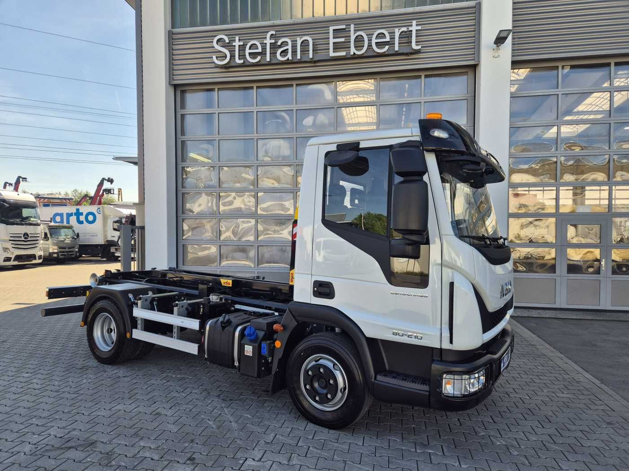 Iveco Eurocargo ML80E21K 4x2 Hyva 05-32-K-DIN-BF 2xAHK - Camión multibasculante: foto 4 Iveco Eurocargo ML80E21K 4x2 Hyva 05-32-K-DIN-BF 2xAHK - Camión multibasculante: foto 4