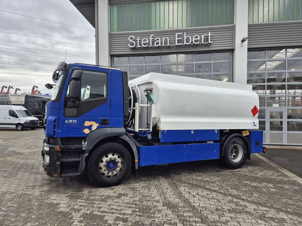 Iveco Stralis AD190S42/P 14.000L Lindner&Fischer - Camión cisterna: foto 3 Iveco Stralis AD190S42/P 14.000L Lindner&Fischer - Camión cisterna: foto 3