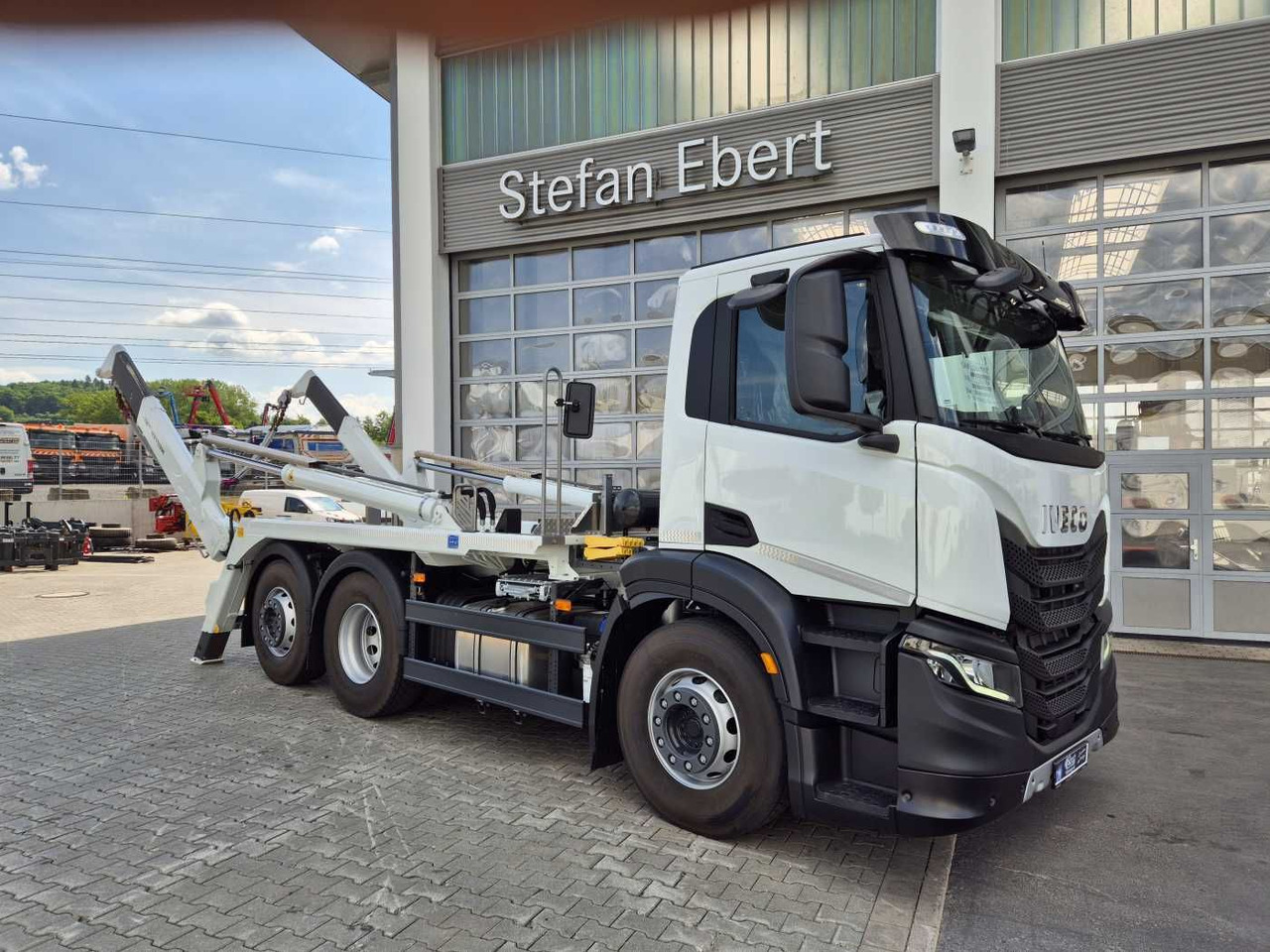 Iveco X-Way AD280X42Y/PS Meiller AK 16.T Funk Intarder - Camión volquete: foto 5 Iveco X-Way AD280X42Y/PS Meiller AK 16.T Funk Intarder - Camión volquete: foto 5