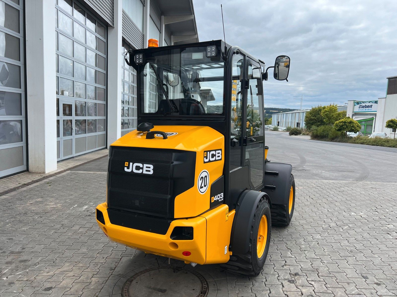 JCB 403 Plus / Neufahrzeug / 2025 / Gabel / Schaufel - Cargadora de ruedas: foto 4 JCB 403 Plus / Neufahrzeug / 2025 / Gabel / Schaufel - Cargadora de ruedas: foto 4
