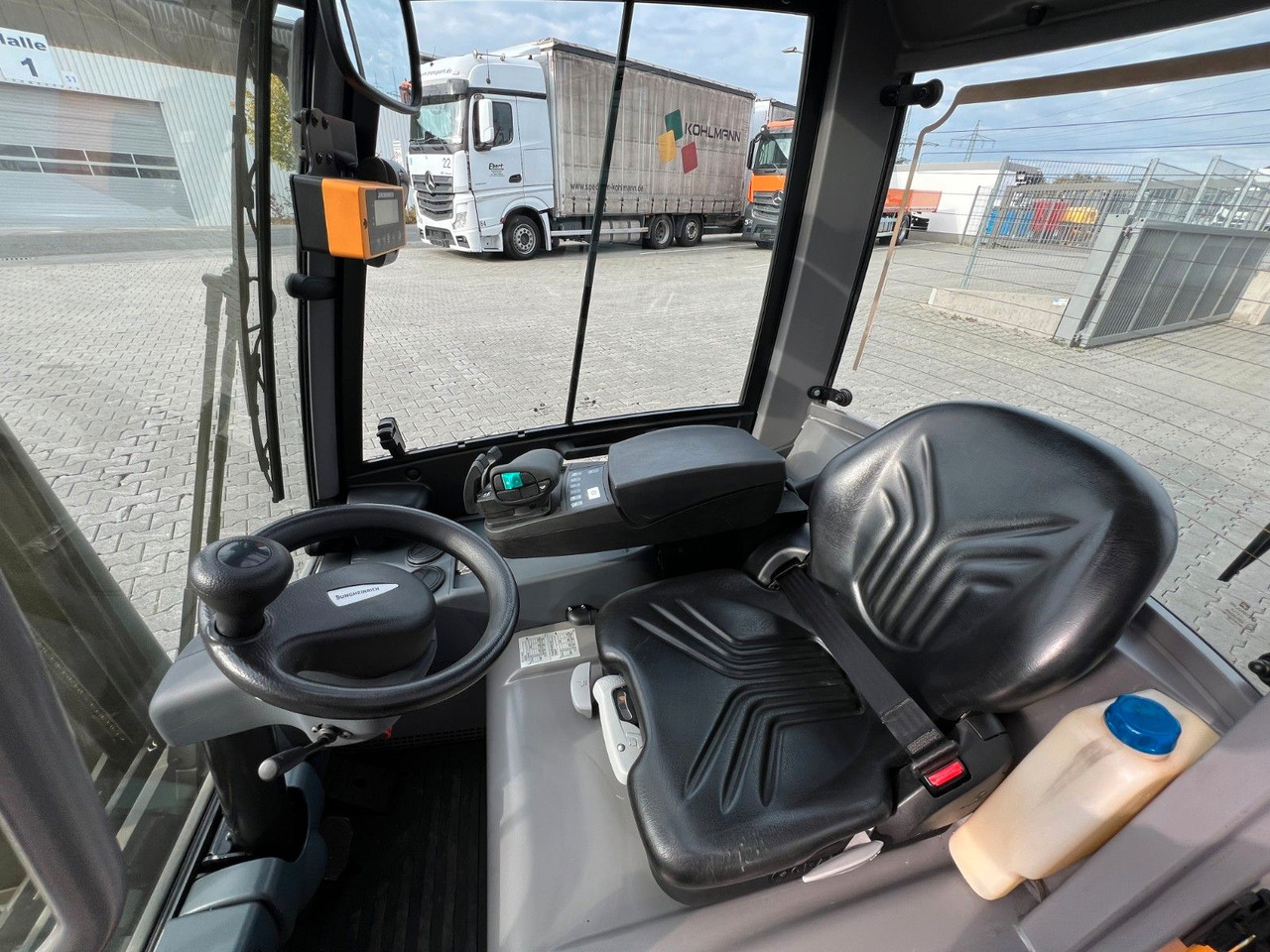 Leasing de Jungheinrich EFG 215 / Triplex: 4.25m! / SS / 4.029h Jungheinrich EFG 215 / Triplex: 4.25m! / SS / 4.029h: foto 13 Leasing de Jungheinrich EFG 215 / Triplex: 4.25m! / SS / 4.029h Jungheinrich EFG 215 / Triplex: 4.25m! / SS / 4.029h: foto 13