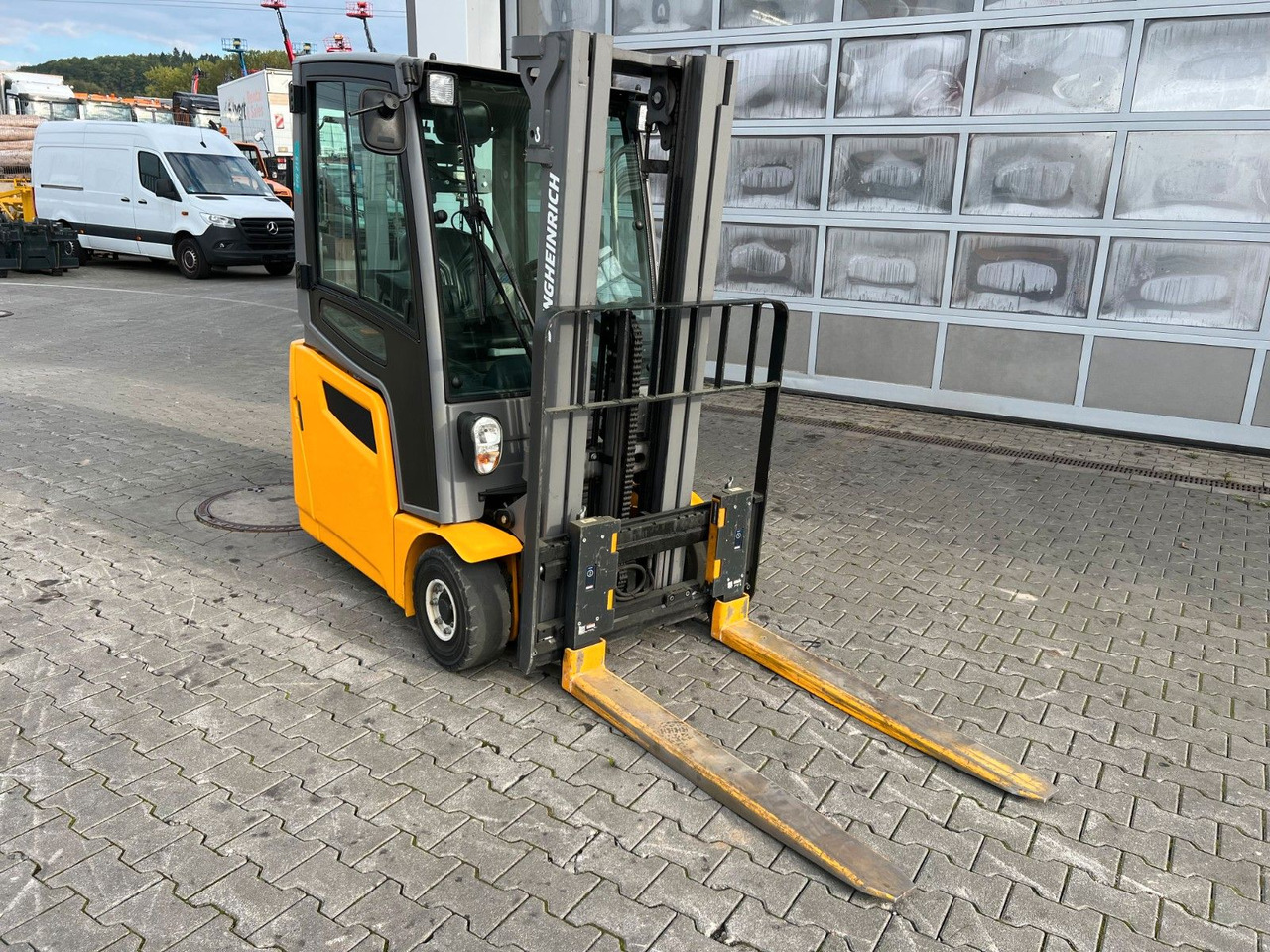 Leasing de Jungheinrich EFG 215 / Triplex: 4.25m! / SS / 4.029h Jungheinrich EFG 215 / Triplex: 4.25m! / SS / 4.029h: foto 10 Leasing de Jungheinrich EFG 215 / Triplex: 4.25m! / SS / 4.029h Jungheinrich EFG 215 / Triplex: 4.25m! / SS / 4.029h: foto 10