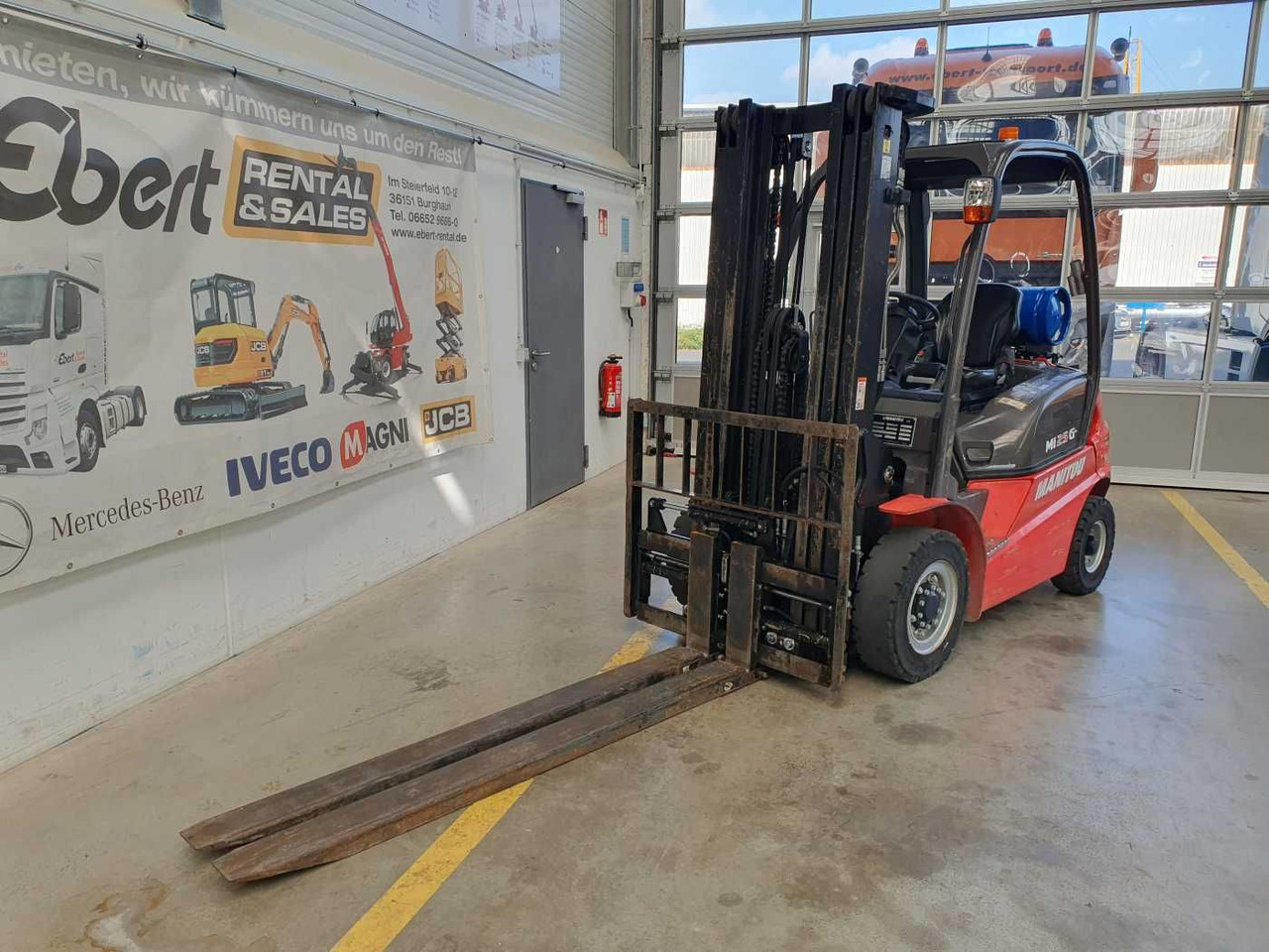 Manitou MI 25 G / Triplex: 4.70m / nur 1.976h! / SS - Carretilla elevadora: foto 4 Manitou MI 25 G / Triplex: 4.70m / nur 1.976h! / SS - Carretilla elevadora: foto 4