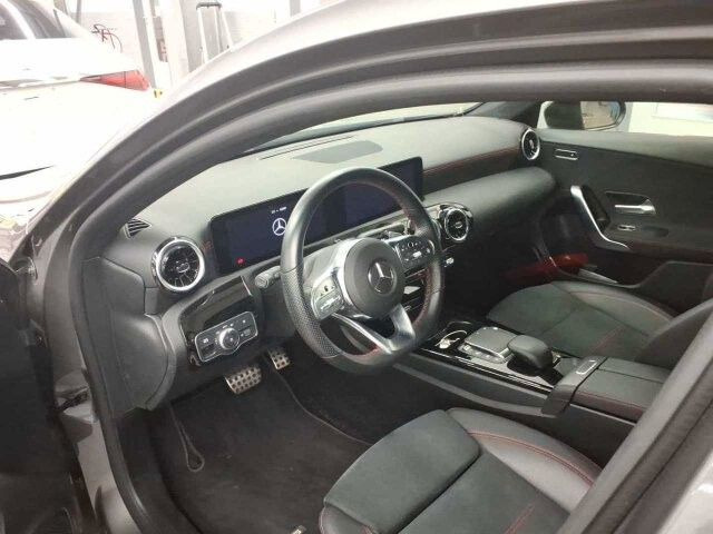 Mercedes-Benz A 180 AMG+LED+IHC+RFK+TotWinkel+SFIntegration - Coche: foto 3 Mercedes-Benz A 180 AMG+LED+IHC+RFK+TotWinkel+SFIntegration - Coche: foto 3