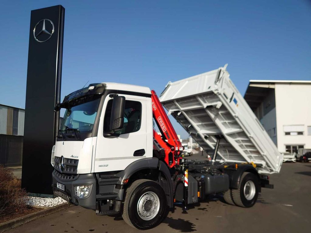 Mercedes-Benz Arocs 1832 KK 4x2 Kipper+Kran Fassi F120+Funk - Camión volquete, Camión grúa: foto 1 Mercedes-Benz Arocs 1832 KK 4x2 Kipper+Kran Fassi F120+Funk - Camión volquete, Camión grúa: foto 1