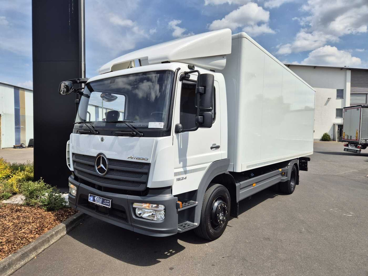 Mercedes-Benz Atego 1524 L LBW 1.500kg Standheizung Klima - Camión caja cerrada: foto 2 Mercedes-Benz Atego 1524 L LBW 1.500kg Standheizung Klima - Camión caja cerrada: foto 2
