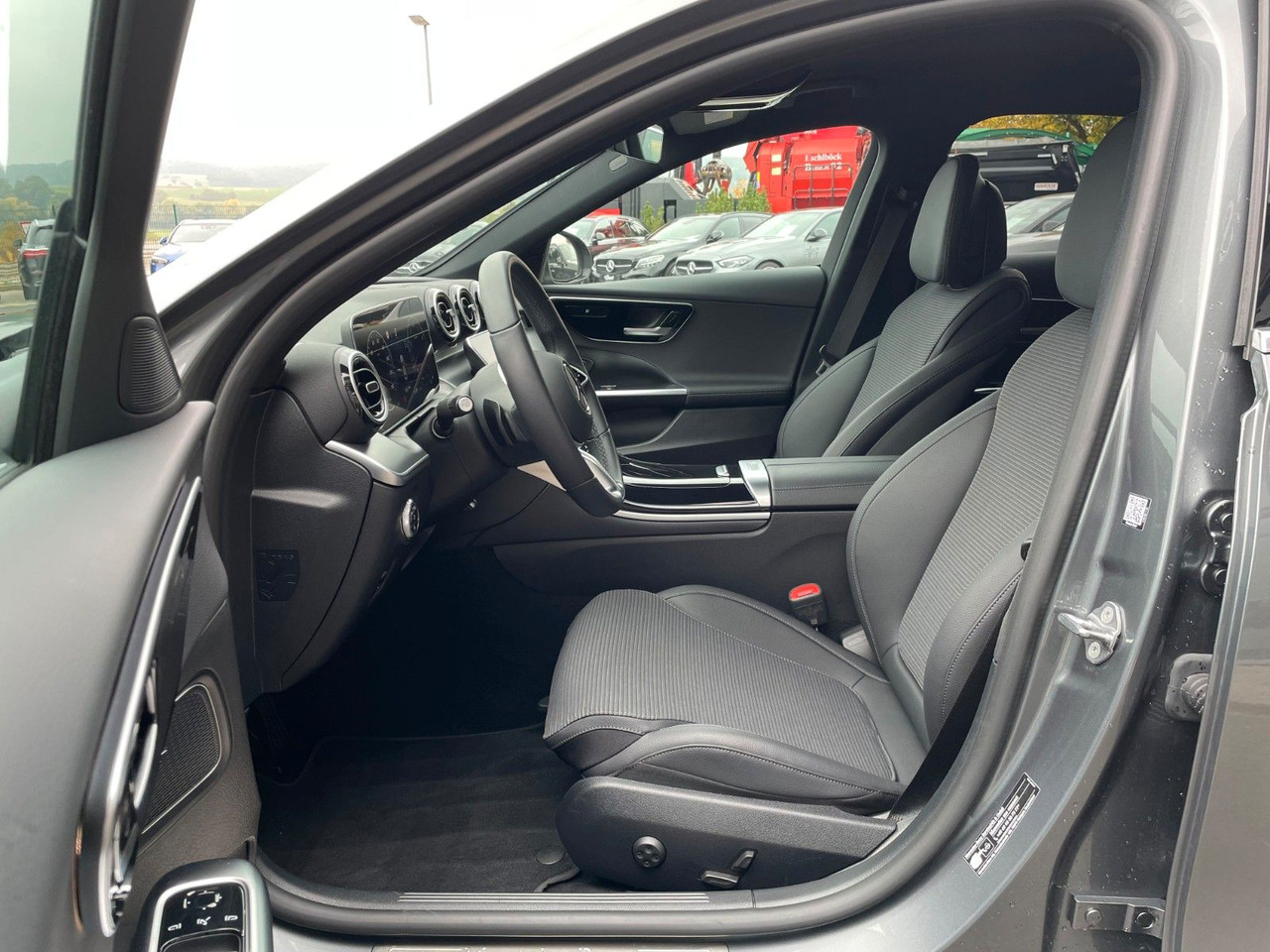 Leasing de Mercedes-Benz C 180 AVANTGARDE R-Kamera+AHK+TOTW+Ambiente Mercedes-Benz C 180 AVANTGARDE R-Kamera+AHK+TOTW+Ambiente: foto 10 Leasing de Mercedes-Benz C 180 AVANTGARDE R-Kamera+AHK+TOTW+Ambiente Mercedes-Benz C 180 AVANTGARDE R-Kamera+AHK+TOTW+Ambiente: foto 10