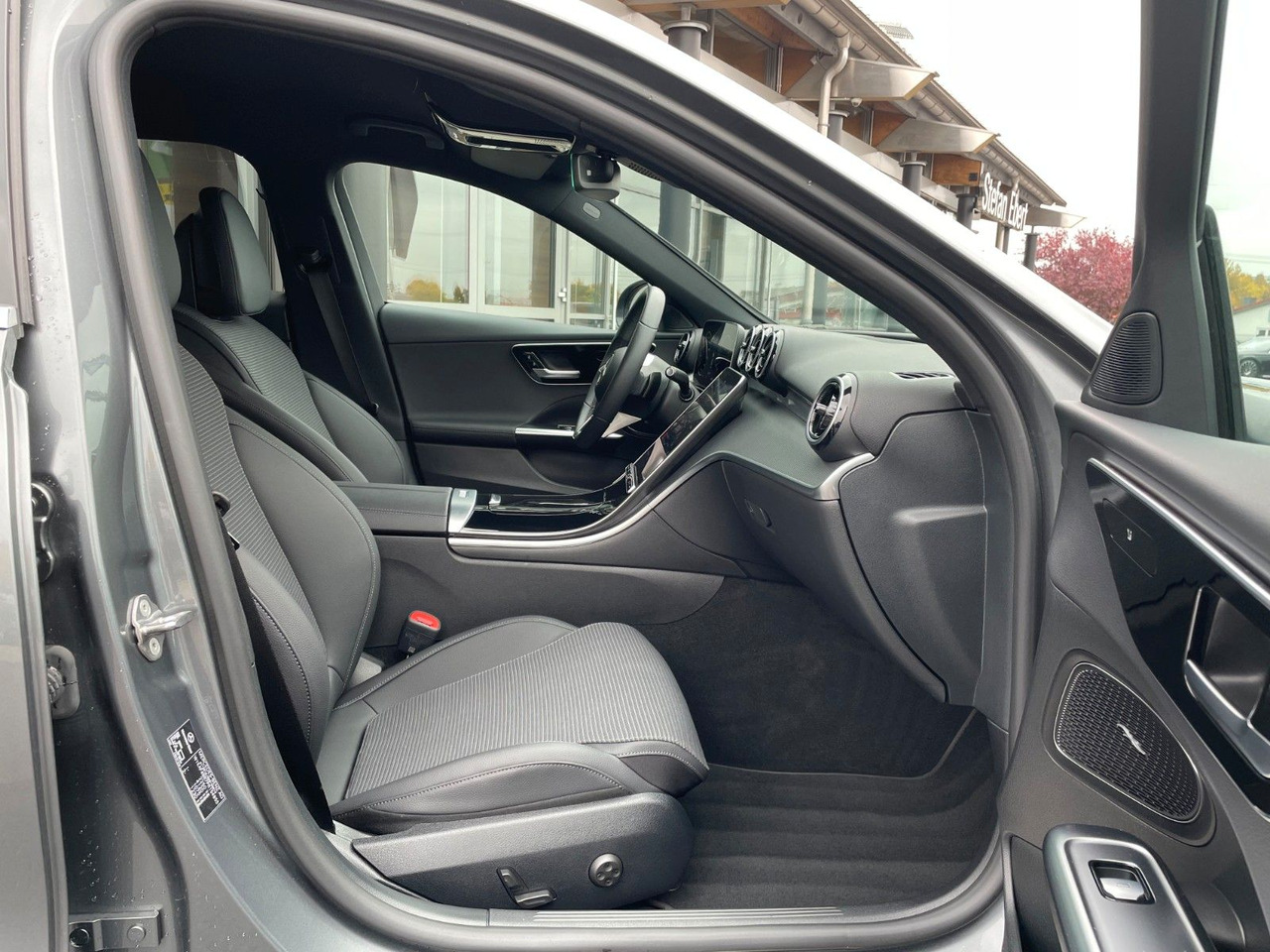 Leasing de Mercedes-Benz C 180 AVANTGARDE R-Kamera+AHK+TOTW+Ambiente Mercedes-Benz C 180 AVANTGARDE R-Kamera+AHK+TOTW+Ambiente: foto 8 Leasing de Mercedes-Benz C 180 AVANTGARDE R-Kamera+AHK+TOTW+Ambiente Mercedes-Benz C 180 AVANTGARDE R-Kamera+AHK+TOTW+Ambiente: foto 8