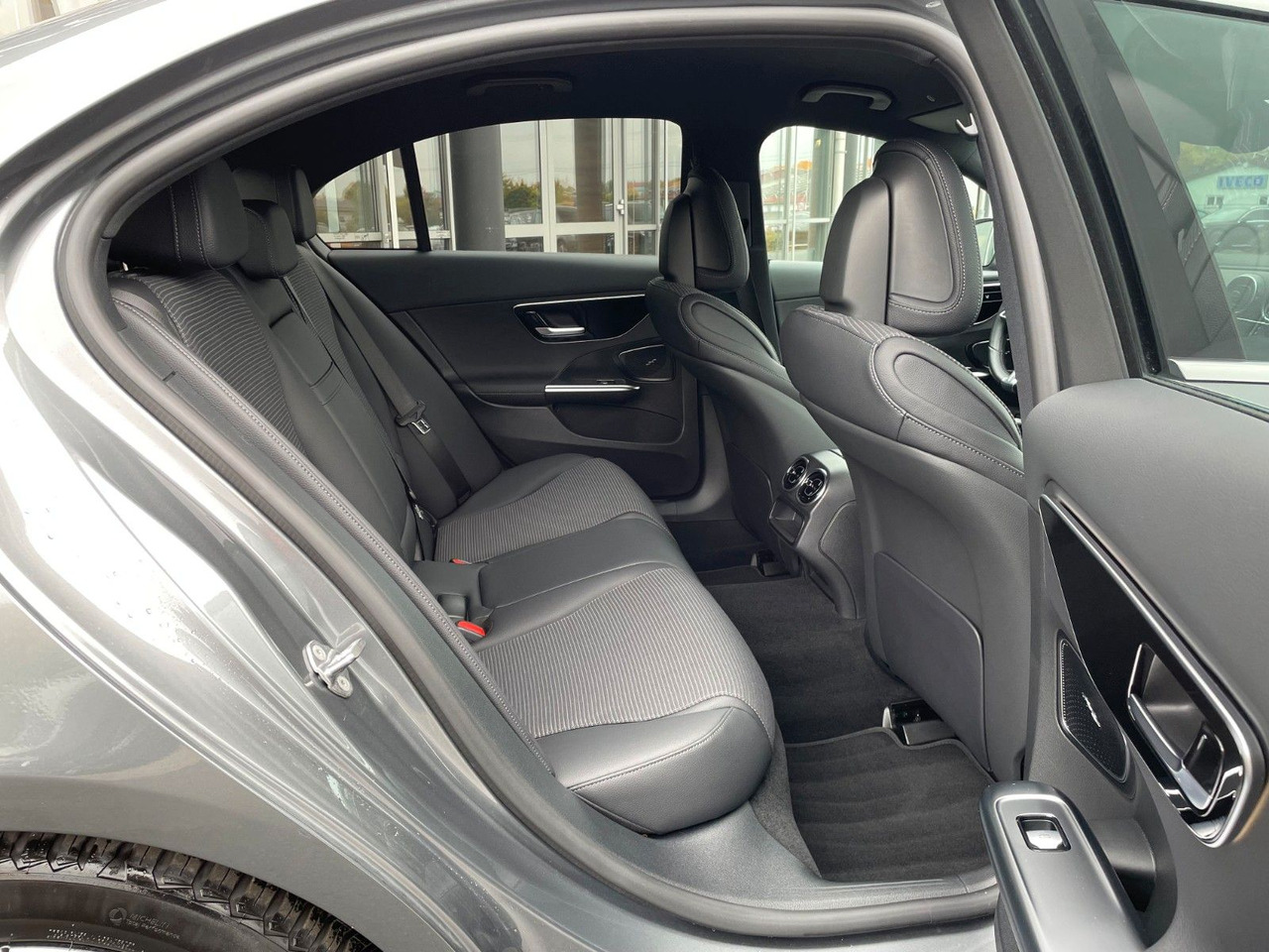 Leasing de Mercedes-Benz C 180 AVANTGARDE R-Kamera+AHK+TOTW+Ambiente Mercedes-Benz C 180 AVANTGARDE R-Kamera+AHK+TOTW+Ambiente: foto 6 Leasing de Mercedes-Benz C 180 AVANTGARDE R-Kamera+AHK+TOTW+Ambiente Mercedes-Benz C 180 AVANTGARDE R-Kamera+AHK+TOTW+Ambiente: foto 6