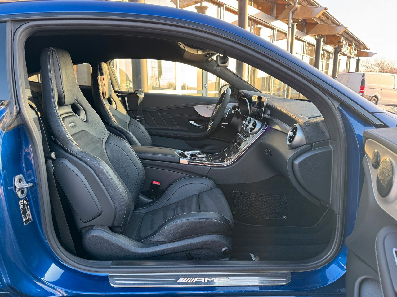 Mercedes-Benz C 63 AMG Coupe+AeroP+Distr+Sportsitze+360 - Coupé: foto 5 Mercedes-Benz C 63 AMG Coupe+AeroP+Distr+Sportsitze+360 - Coupé: foto 5