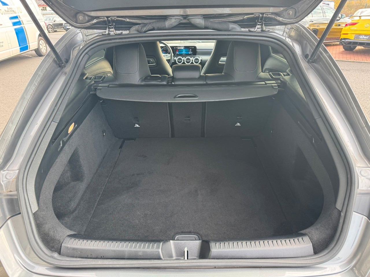 Leasing de  Mercedes-Benz CLA 200d SB Edition+AMG+AHK+MultiBeam+Ambiente Mercedes-Benz CLA 200d SB Edition+AMG+AHK+MultiBeam+Ambiente: foto 8