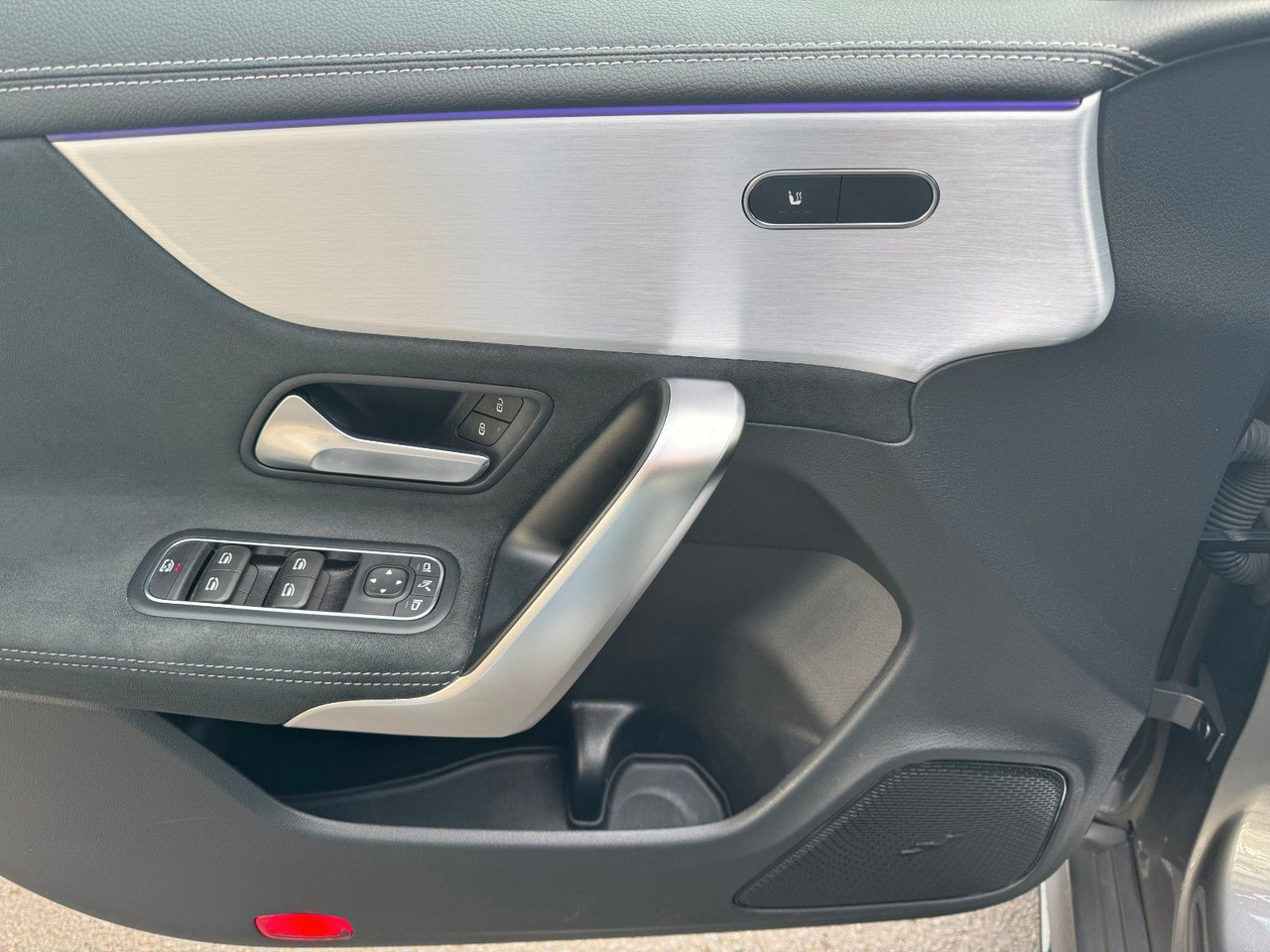 Leasing de  Mercedes-Benz CLA 200d SB Edition+AMG+AHK+MultiBeam+Ambiente Mercedes-Benz CLA 200d SB Edition+AMG+AHK+MultiBeam+Ambiente: foto 12