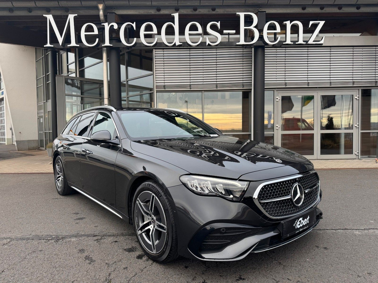 Mercedes-Benz E 220d T AMG+Hyperscreen+Leder+AHK+DistrPro+STH - Coche familiar: foto 2 Mercedes-Benz E 220d T AMG+Hyperscreen+Leder+AHK+DistrPro+STH - Coche familiar: foto 2