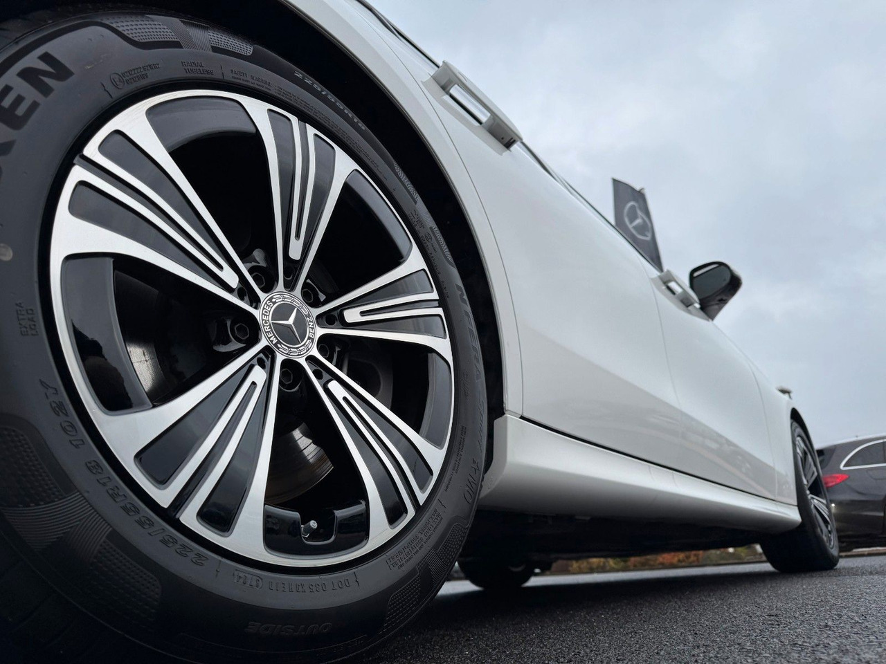 Sedan Mercedes-Benz E 450 4M Avantgarde+Pano+DistrPro+Digital+360: foto 6