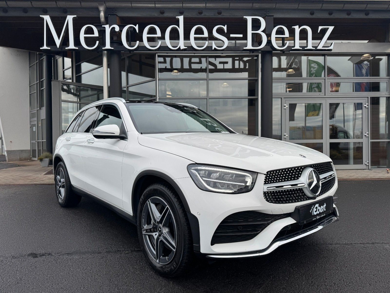 Mercedes-Benz GLC 200 4M AMG+Pano+Distr+StandH+AHK+360+HUD - SUV/ Todoterreno: foto 2 Mercedes-Benz GLC 200 4M AMG+Pano+Distr+StandH+AHK+360+HUD - SUV/ Todoterreno: foto 2