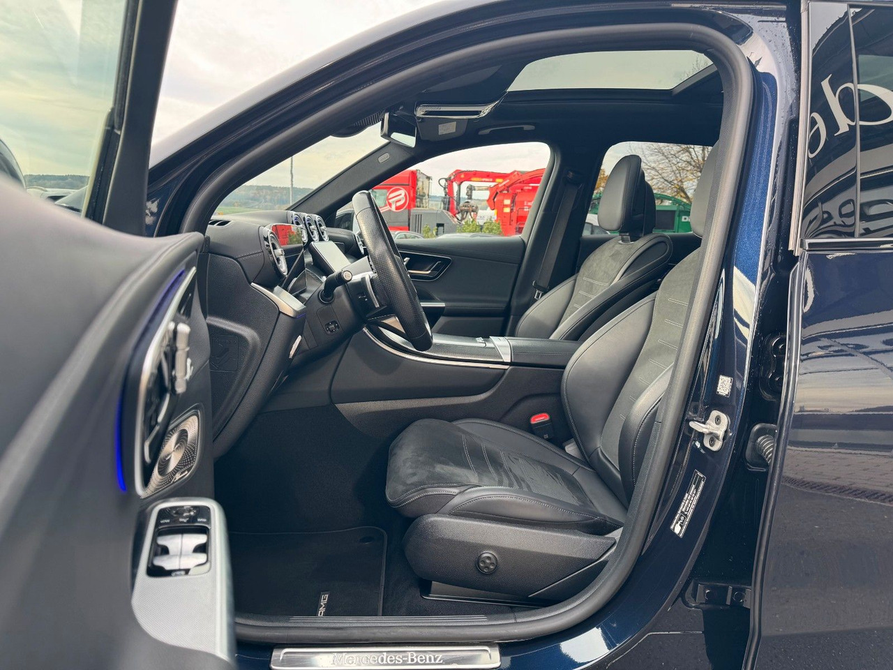 SUV/ Todoterreno Mercedes-Benz GLC 300 4M+AMG+Pano+Burm+360+Memory: foto 11