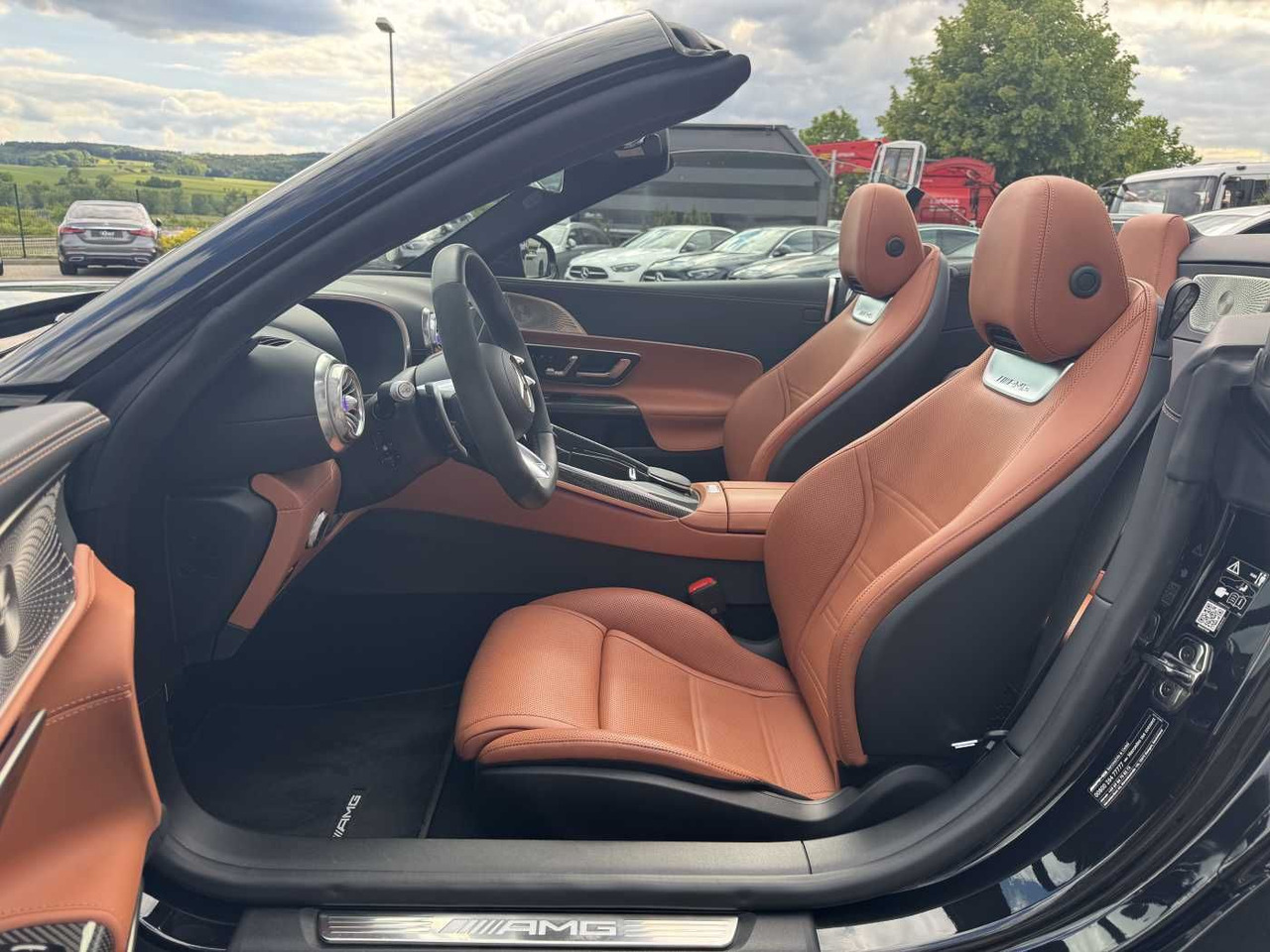 Mercedes-Benz SL 63 AMG 4M Digital+Massage+Distr+360+HUD+ - Coche: foto 2 Mercedes-Benz SL 63 AMG 4M Digital+Massage+Distr+360+HUD+ - Coche: foto 2