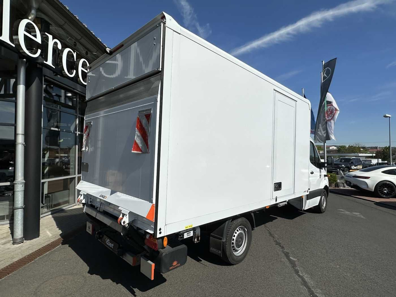 Mercedes-Benz Sprinter 317 CDI Koffer LBW Schwing Klima Kamera - Furgoneta caja cerrada: foto 4 Mercedes-Benz Sprinter 317 CDI Koffer LBW Schwing Klima Kamera - Furgoneta caja cerrada: foto 4