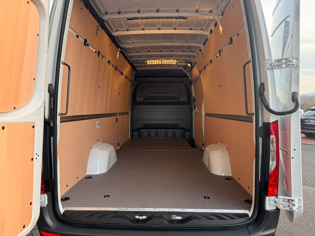 Furgón Mercedes-Benz Sprinter 319 CDI 4325 Klima Kamera AHK LED: foto 7