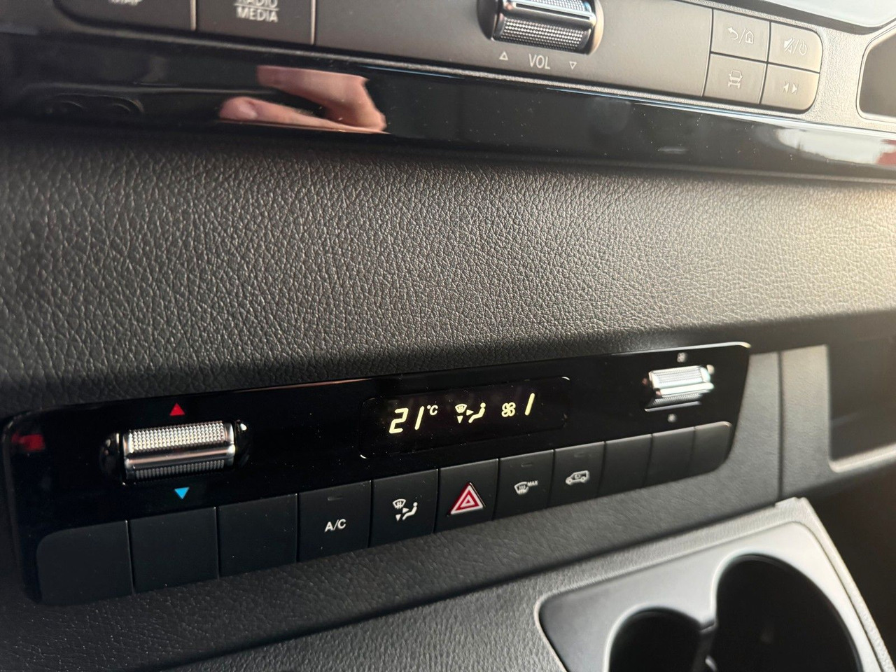 Furgón Mercedes-Benz Sprinter 319 CDI 4325 Klima Kamera AHK LED: foto 13