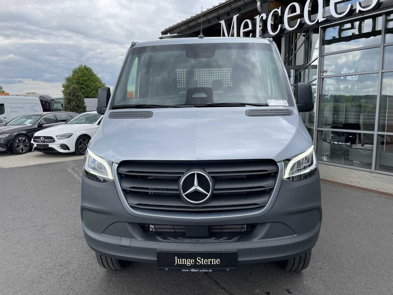 Mercedes-Benz Sprinter 319 CDI 4x4 DoKa Klima Stdheiz AHK LED - Furgoneta caja abierta: foto 2 Mercedes-Benz Sprinter 319 CDI 4x4 DoKa Klima Stdheiz AHK LED - Furgoneta caja abierta: foto 2