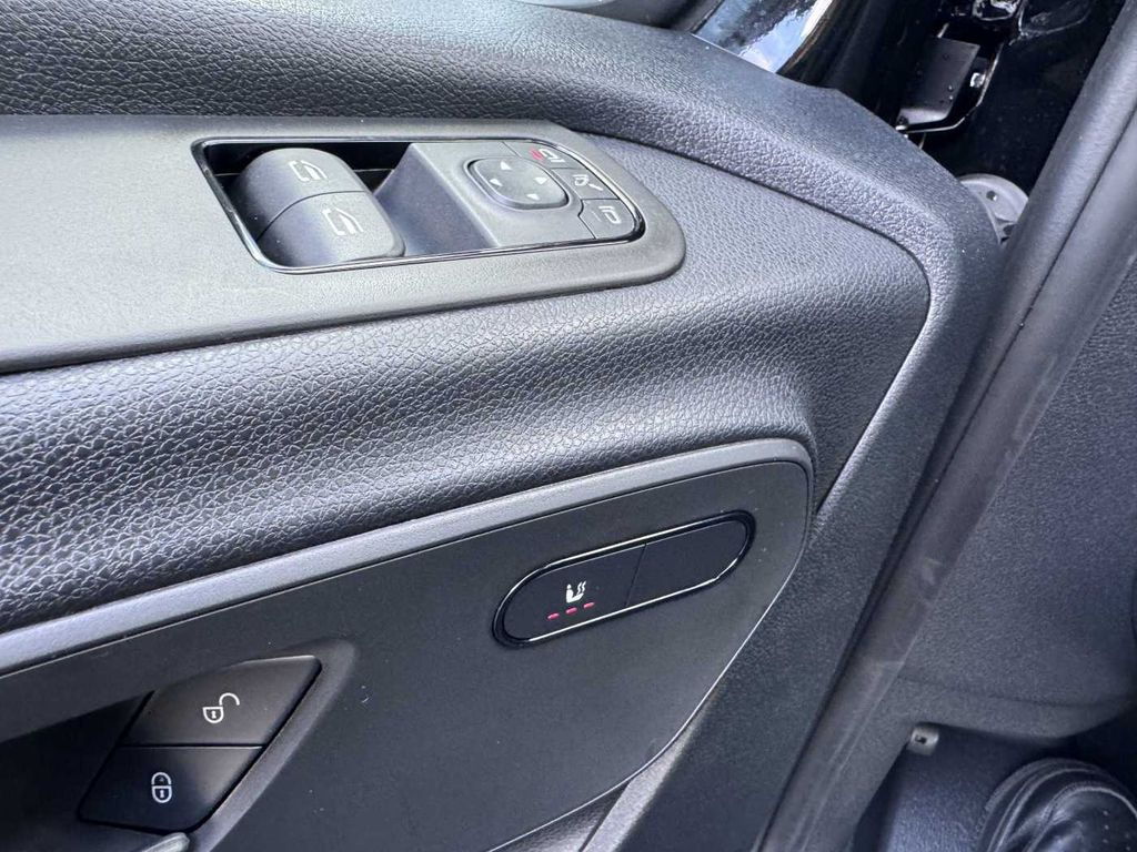 Leasing de Mercedes-Benz Sprinter 517 CDI Mixto, Klima, AHK, 6 Sitzplätze  Mercedes-Benz Sprinter 517 CDI Mixto, Klima, AHK, 6 Sitzplätze: foto 15
