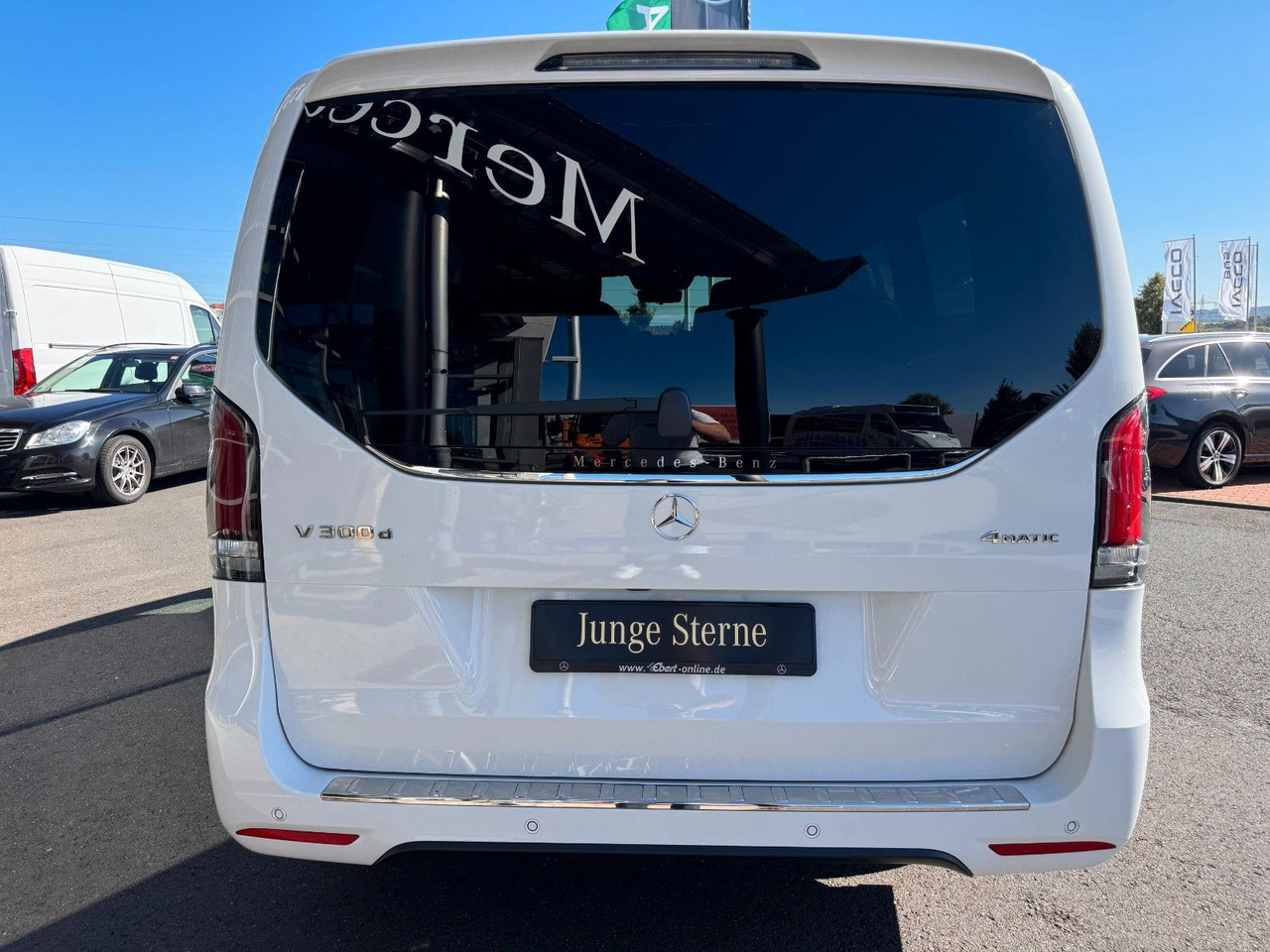 Mercedes-Benz V 300 d 4MATIC EXCLUSIVE AMG Tische AHK2,5to - Coche familiar: foto 5 Mercedes-Benz V 300 d 4MATIC EXCLUSIVE AMG Tische AHK2,5to - Coche familiar: foto 5