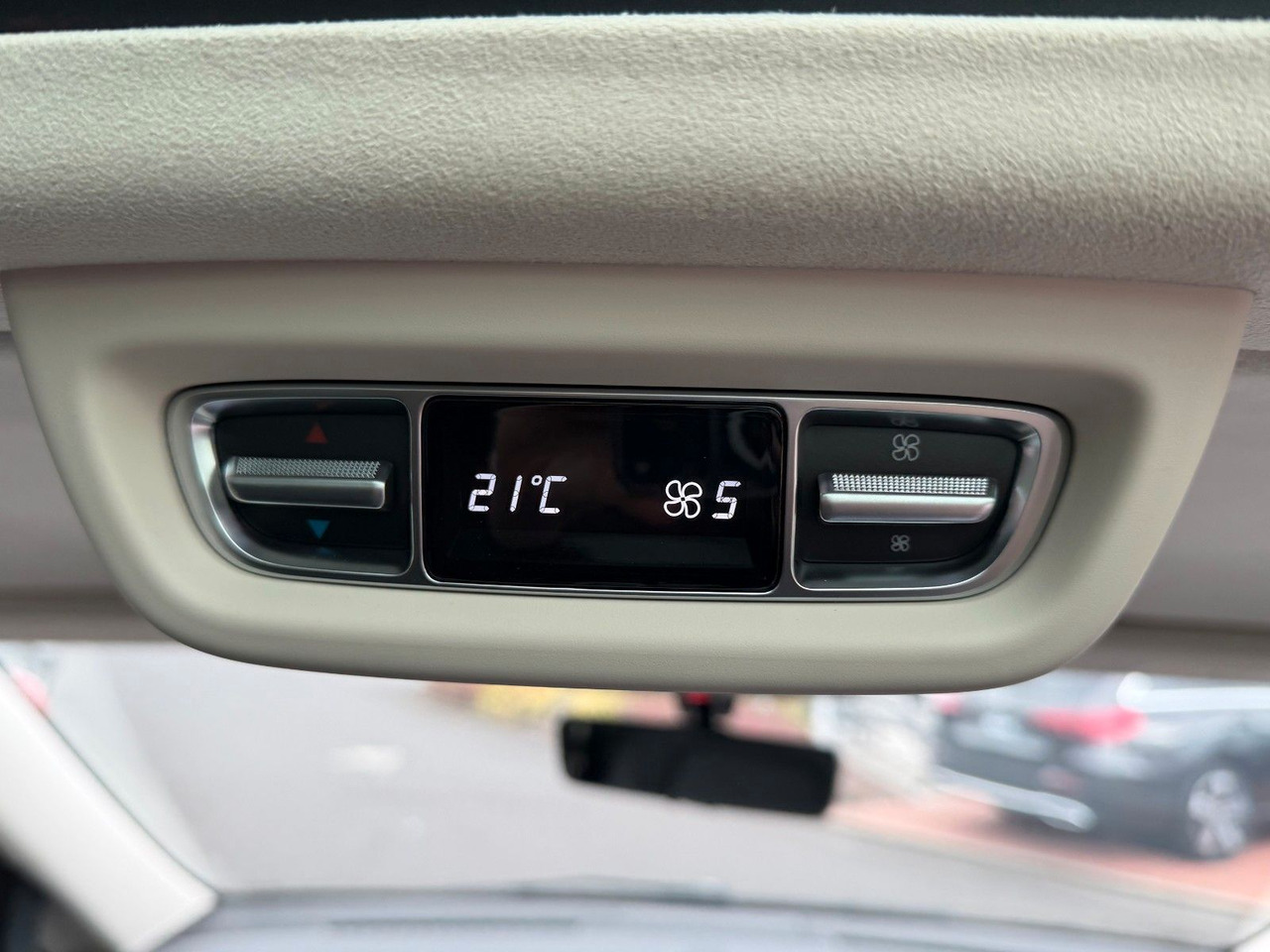 Leasing de  Mercedes-Benz V 300 d 4MATIC EXCLUSIVE Luxus-Sitze AHK2,5to Mercedes-Benz V 300 d 4MATIC EXCLUSIVE Luxus-Sitze AHK2,5to: foto 16