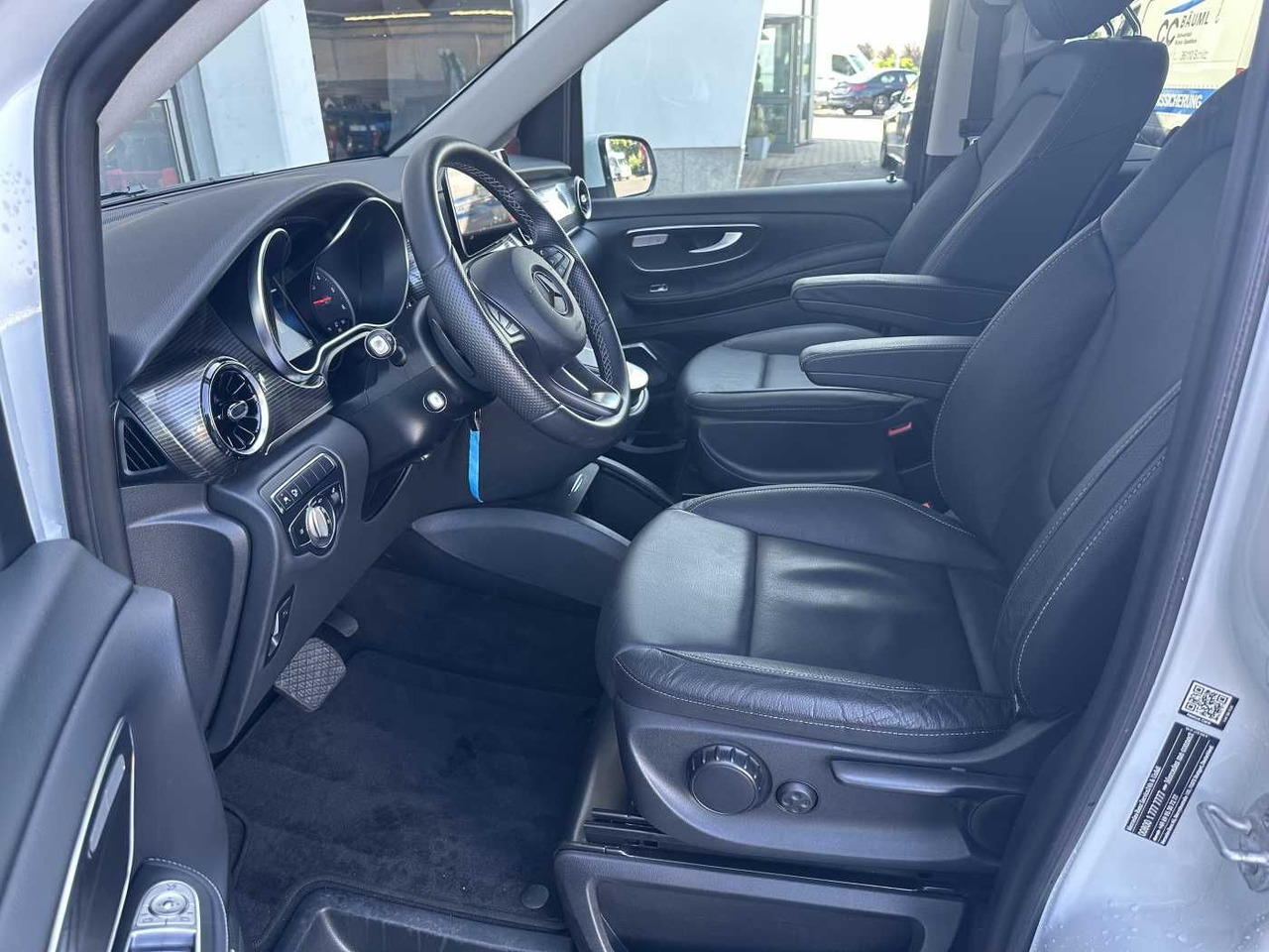 Leasing de  Mercedes-Benz V 300 d AVA ED 6Sitze Burmester 360Kamera el Tür Mercedes-Benz V 300 d AVA ED 6Sitze Burmester 360Kamera el Tür: foto 7