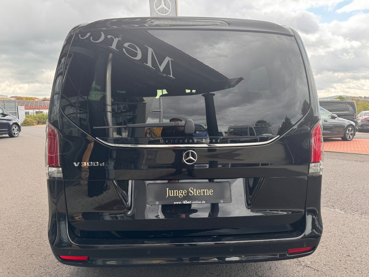 Mercedes-Benz V 300 d AVANTGARDE Extralang 360Kamera Standheiz - Coche familiar: foto 5 Mercedes-Benz V 300 d AVANTGARDE Extralang 360Kamera Standheiz - Coche familiar: foto 5