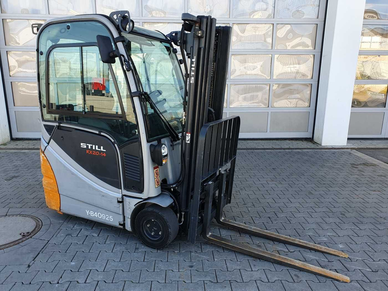 Still RX20-14 / 2023 / Triplex: 4.60m! / 2.604h / SS - Carretilla elevadora eléctrica: foto 2 Still RX20-14 / 2023 / Triplex: 4.60m! / 2.604h / SS - Carretilla elevadora eléctrica: foto 2