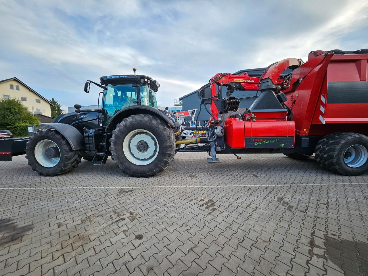 Trituradora de madera Valtra S374 / nur: 1.980h! / 06.2017 / Holzhacker: foto 9