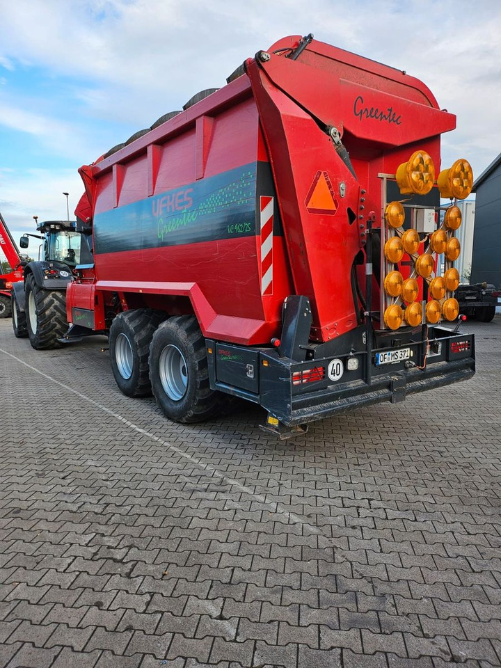 Trituradora de madera Valtra S374 / nur: 1.980h! / 06.2017 / Holzhacker: foto 16