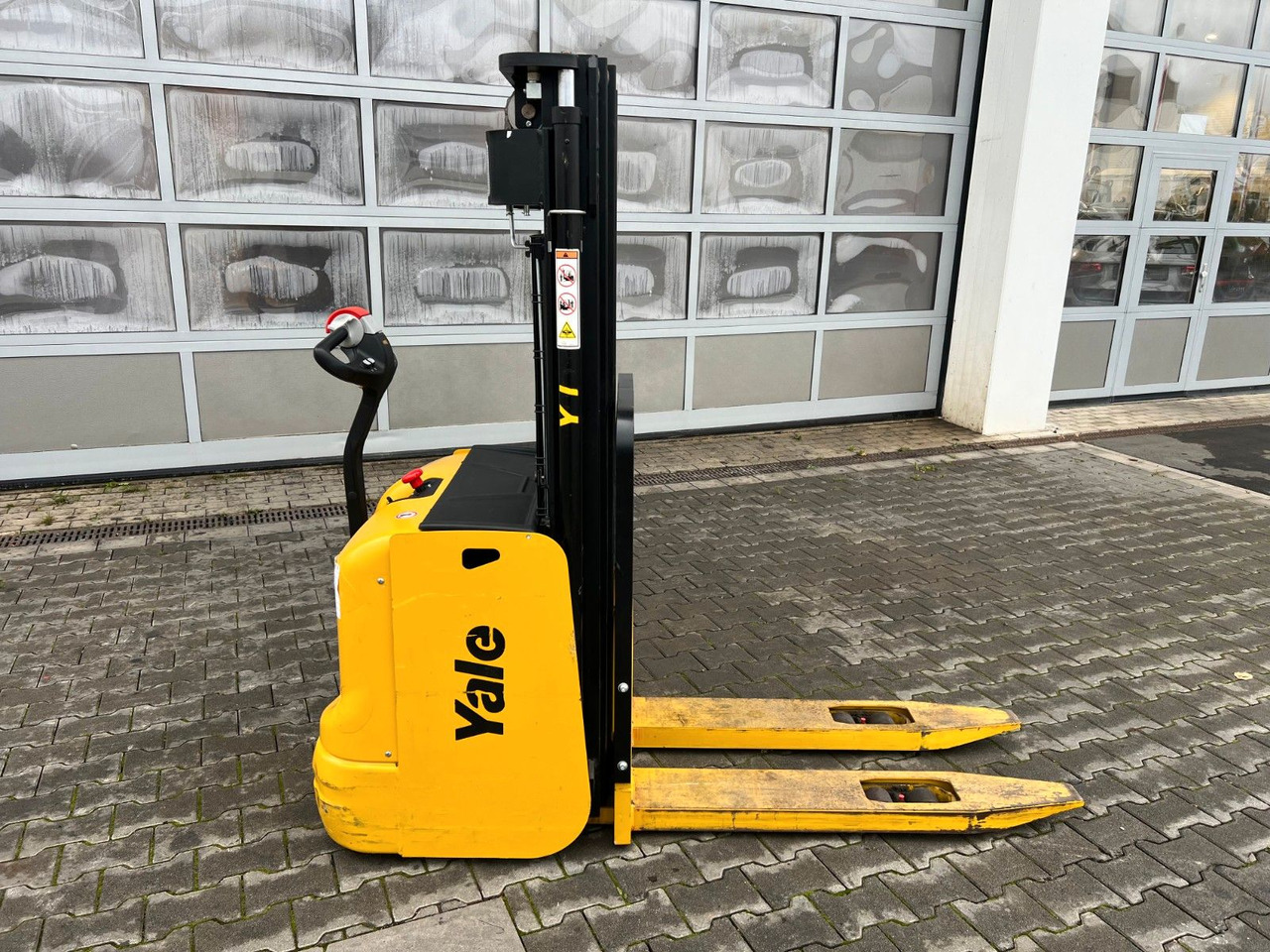Yale MS 12 AC / Triplex: 4m! / nur 229h! / 2014 - Apilador: foto 3 Yale MS 12 AC / Triplex: 4m! / nur 229h! / 2014 - Apilador: foto 3
