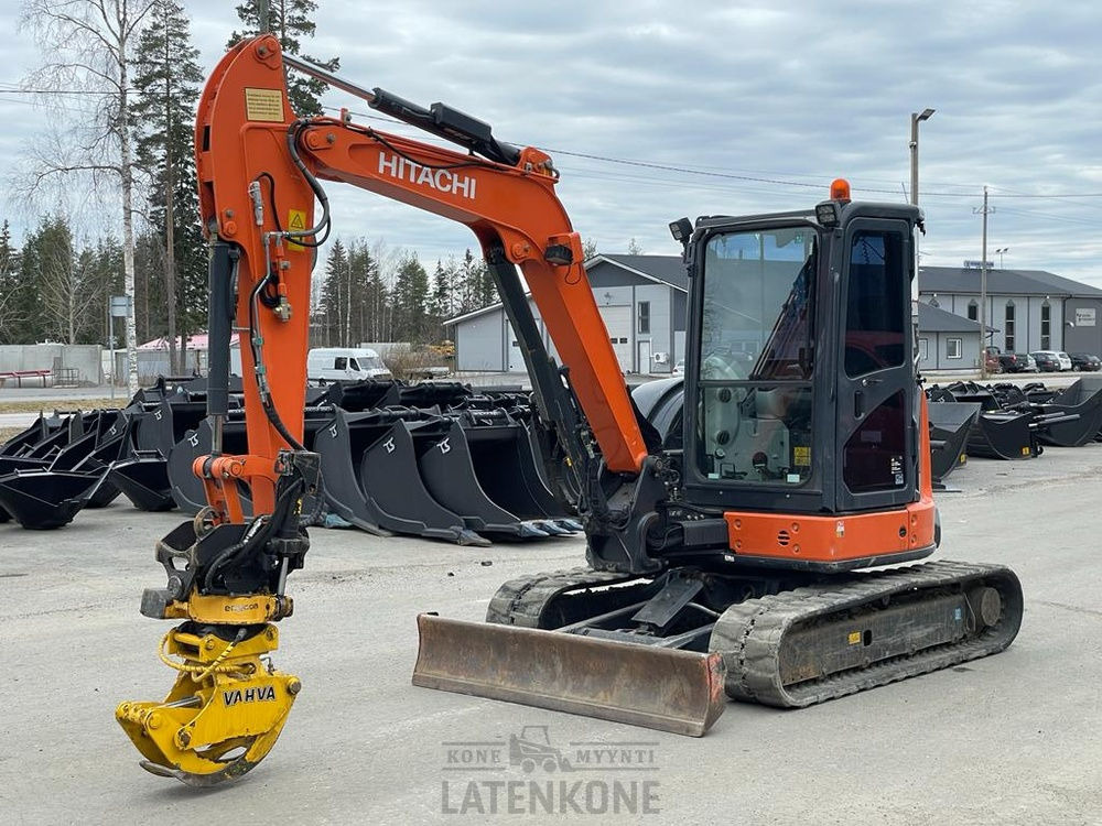 Hitachi ZX 48U-5A kaivinkone - Excavadora de cadenas: foto 4 Hitachi ZX 48U-5A kaivinkone - Excavadora de cadenas: foto 4