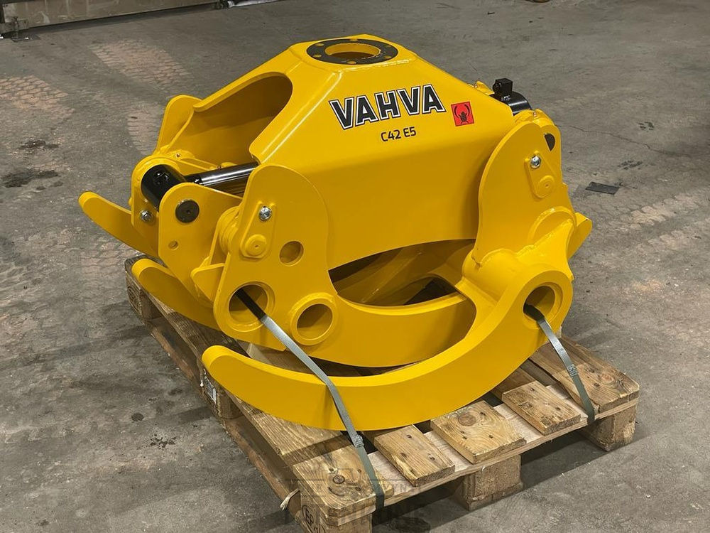 Vahva C42E5 nosturikoura - Pinza de manipulación para Maquinaria de construcción: foto 1 Vahva C42E5 nosturikoura - Pinza de manipulación para Maquinaria de construcción: foto 1