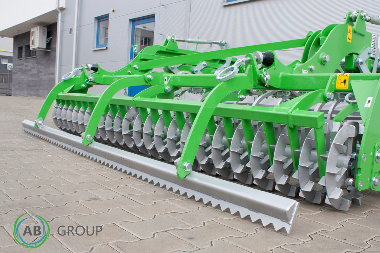 Bomet Canis U985/3 heavy duty cultivator unit - Cultivador: foto 5 Bomet Canis U985/3 heavy duty cultivator unit - Cultivador: foto 5