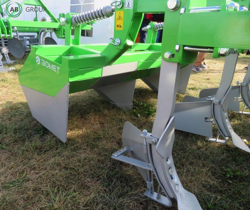 Bomet ridging plough with attachment for ridge forming Noctu U865/9 - Equipo para trabajo del suelo: foto 2 Bomet ridging plough with attachment for ridge forming Noctu U865/9 - Equipo para trabajo del suelo: foto 2