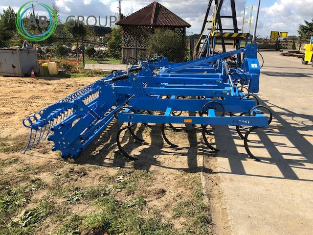 Cultivator and stubble cultivator hydraulically folded 5 m Agristal KUŚ - Cultivador: foto 5 Cultivator and stubble cultivator hydraulically folded 5 m Agristal KUŚ - Cultivador: foto 5